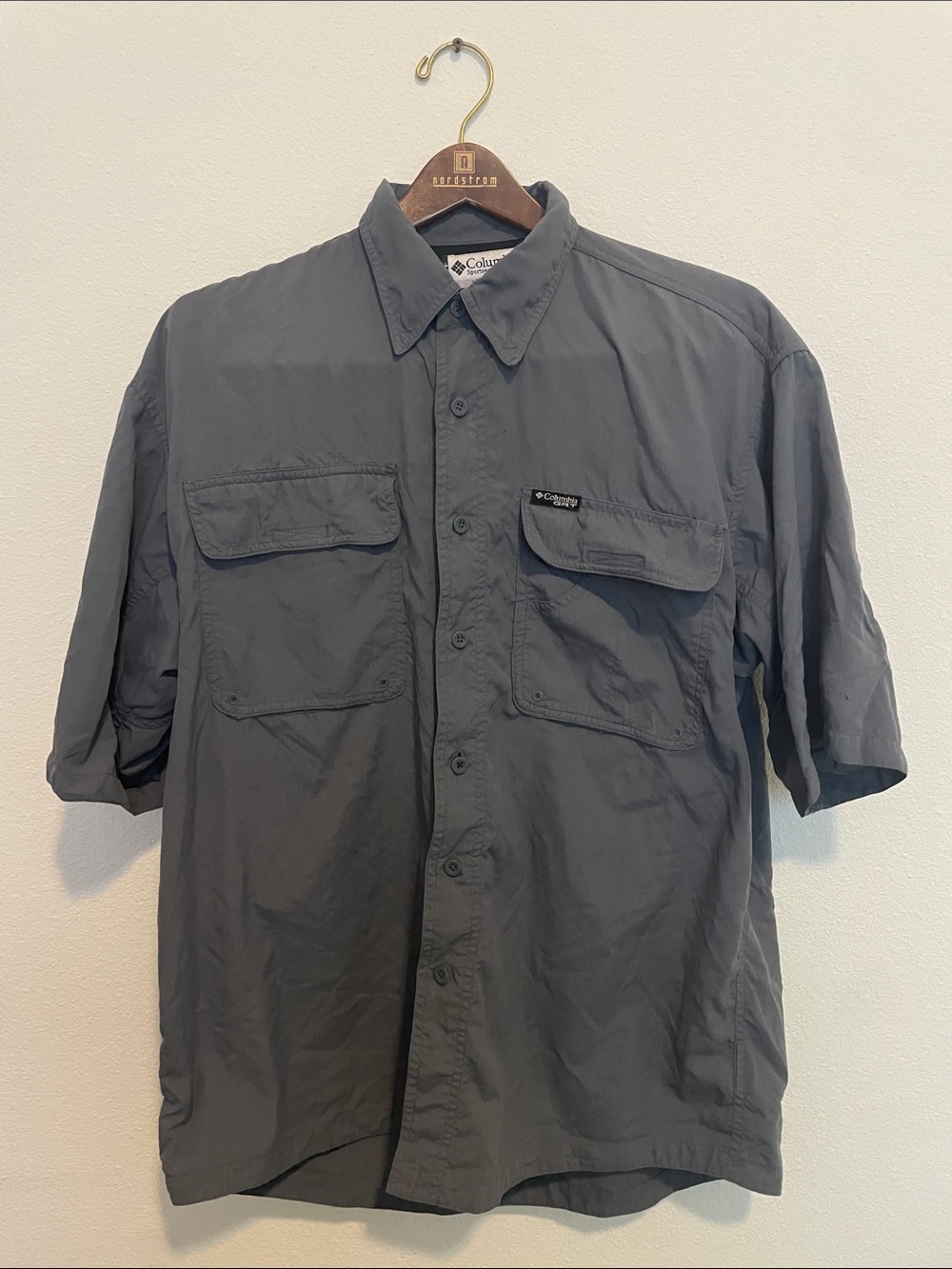 Columbia Short Sleeve Outdoor Button-Up Shirt - Charcoal